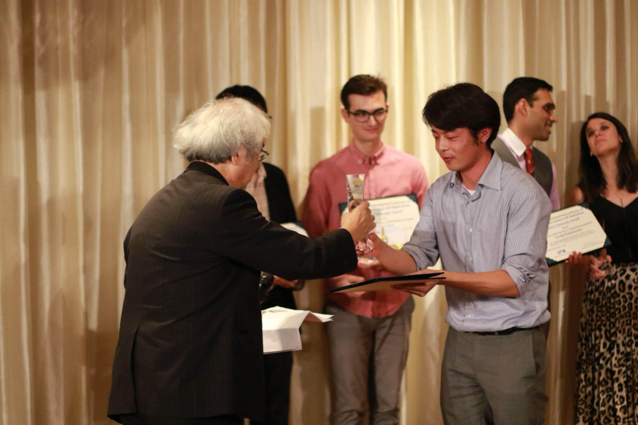 カリフォルニア大学で研究者として働いていた際の写真